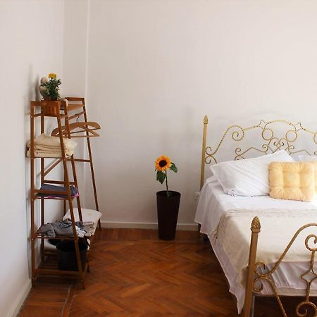 Entire Serviced Apartment With A Beautiful View Tiranë Ngoại thất bức ảnh