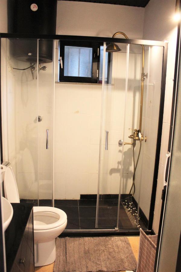 Entire Serviced Apartment With A Beautiful View Tiranë Ngoại thất bức ảnh